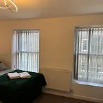 Beautiful Room 3 In Central London
